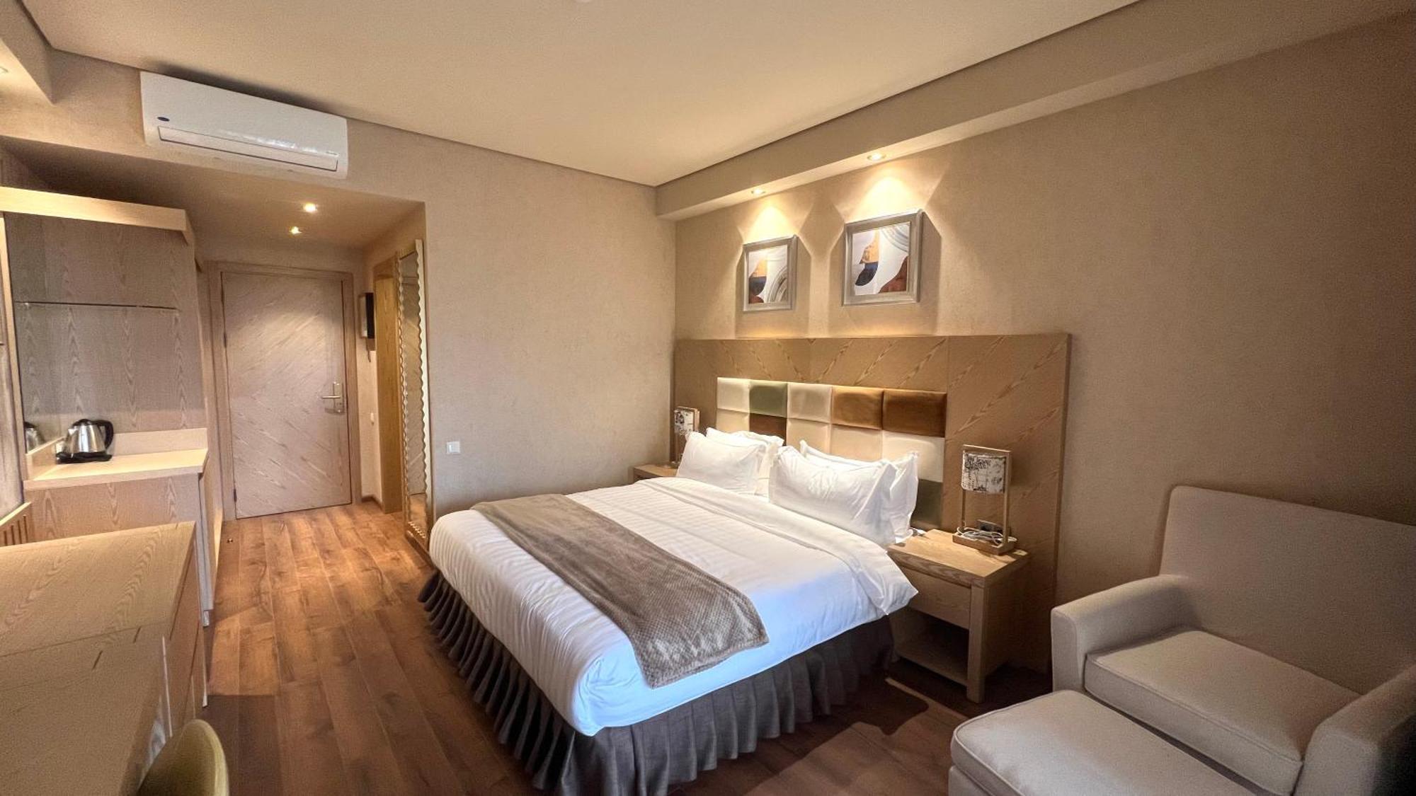 Luxury Oasis Apartment Chakvi Ruang foto